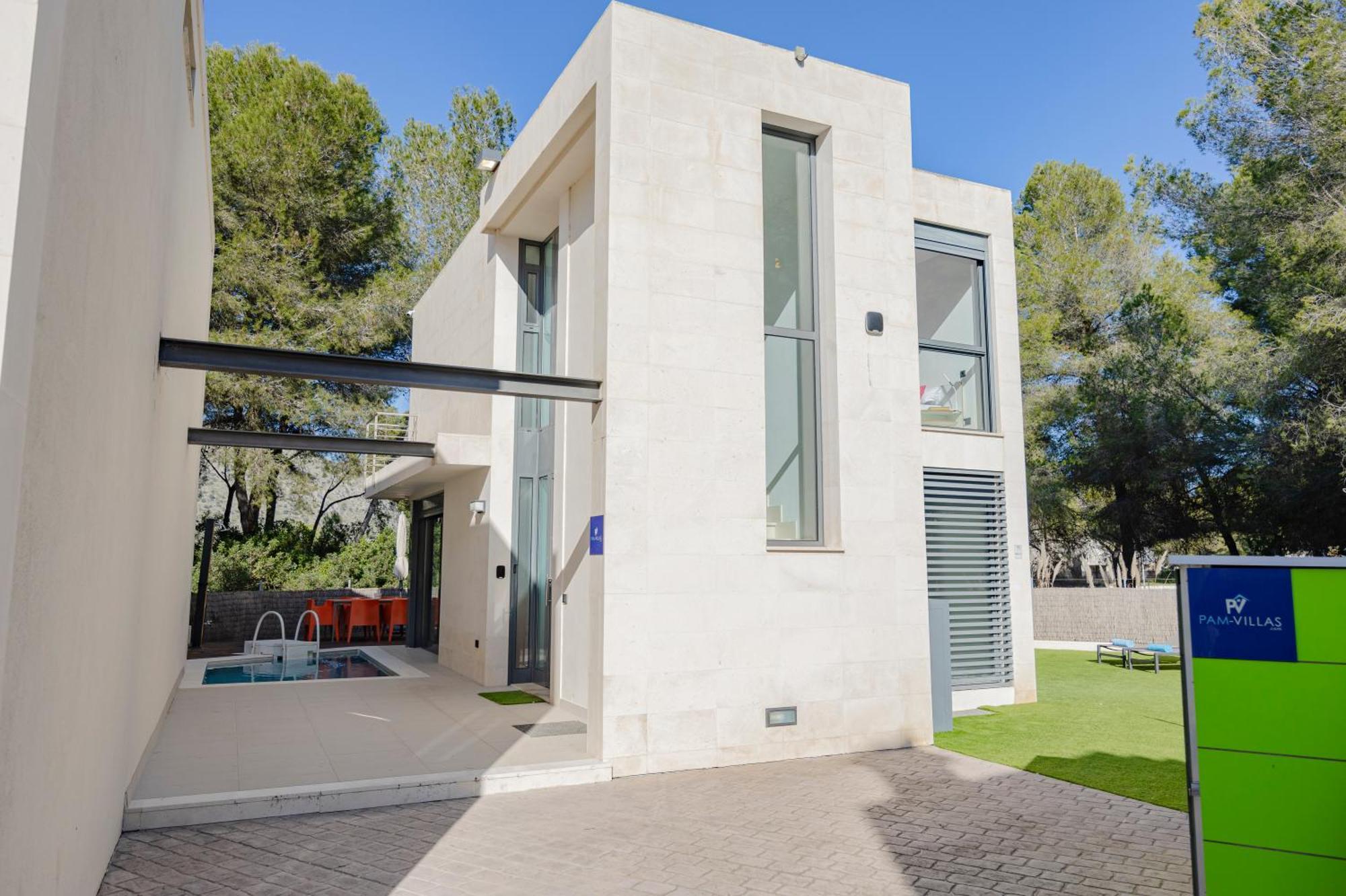 Villa Pam Beach House Playa De Muro - 200M To Beach With Hot Tub Alcudia  Zewnętrze zdjęcie